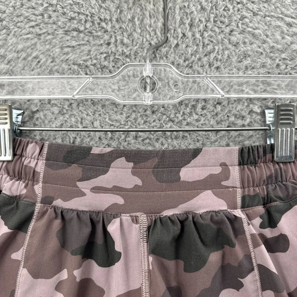 Lululemon Hotty Hot‎ Low Rise Shorts 4
